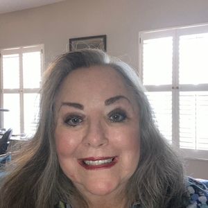 Meet your Posher, Cindy